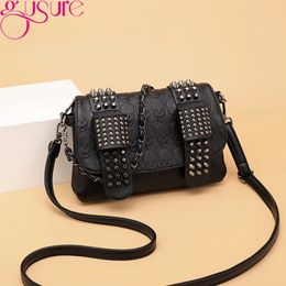 Gusure Vintage Brand Rivet Designer Messenger Bag Women Shoulder Crossbdoy Fashion Skull Punk Ladies Flap Handbags 240322