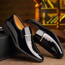 Boots Man 2019 Business Male Shoe Fashion Men Wedding Dress Formal Shoes Leather Men Office Sapato Social Masculino Party Shoes