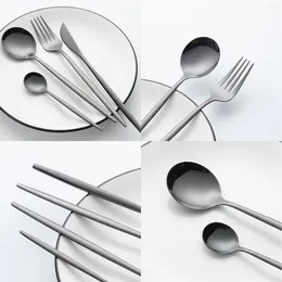Flatware Sets 24PCS Stainless Steel Cutlery Set Kitchen Silverware ServiceKnives Spoons Fork Polished Dishwasher Tool