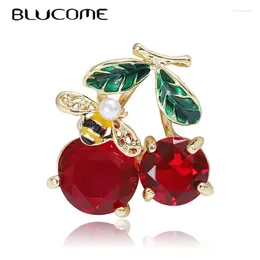Brooches Blucome Design Red Cherry Shape Brooch Gold Color Enamel Jewelry Pins Girl Christmas Gifts Scarf Hat Accessories