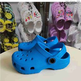 Kids Slippers Designer Toddlers croc Sandals Hole Slipper Clog Boys Girls Beach Shoes Infants Baby Casual Summer Youth Children Slides Light Garden Shoes