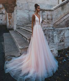 Rose Pink Princess Wedding Dress Sleeveless Appliqued Lace Bride Dress ALine Tulle Backless Boho Wedding Gown4397373