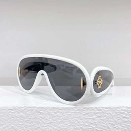 luxury Sunglasses designers sunglasses personality UV resistant glasses popular men women Goggless For men eyeglasses frame Vintage Metal Glasses