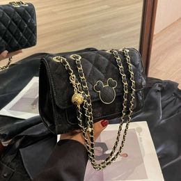 Designer Luxury fashion Tote Bags French Small Fragrant Wind Lingge 2024 Small Bag Womens New Versatile Chain Crossbody Bag Fashionable and Advanced Single Shoulde