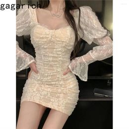 Casual Dresses Gagarich Sexy Style Retro Bubble Sleeve Square Neck Lace Dress Women Autumn Winter Pleated Slim Buttocks Wrapped Short