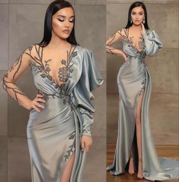 Sexy Silver Long Sleeves Satin Evening Dresses Wear Illusion Crystal Beading High Side Split Floor Length Party Dress Prom Gowns O6695950