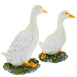 Garden Decorations 2 Pcs Decor Simulated Duck Ornaments Lifelike Pond Decoration Decorate Resin White Fake Prop