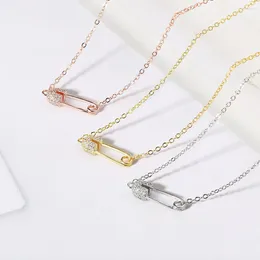 Pendant Necklaces Paper Clip Shaped Necklace For Women Unique Hollow Out Zircon Pin Collarbone Chain Fashion Jewellery KBN260