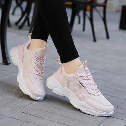Casual Shoes Beige Flat Sole Woman Gym Vulcanize Sneakers For Women Fashion Women's Tennis 2024 Sport Pretty Basquet