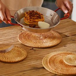 Table Mats Large Woven Rattan Placemats Oval Round Heat Resistant Tableware Non-Slip Plates Pot Place Mat For Dining Kitch