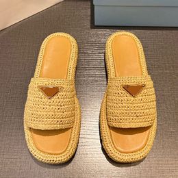 Designer S Knitted Design Slippers Gold Buckle Black Brown Swimming Pool Women Casual Sandals 02