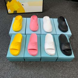 P Foam rubber mules designer Sandals Rubber Slides For Man Woman Slipper Spring Summer Beach Flat Slide Lugged Tread Sole Casual Fashion size 35-45 LCMQ