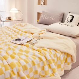Blankets Classic Checkerboard Blanket Ins Nordic Style Double Cashmere Casual Modern Simple Office Nap Cover