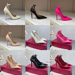 Women High Heels Black Light Cut Leather One-line Buckle Temperament Pointed Single Shoes Designer Stiletto Heels Wedding Shoes Size 35-42