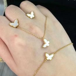 Fashion 925 sterling silver Van butterfly necklace plated with 18K white Fritillaria bracelet earrings collarbone higher version With logo