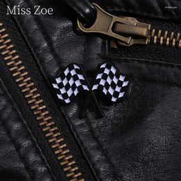 Brooches Black And White Checkerboard Flag Enamel Pin Chequered Racing Brooch Lapel Backpack Badge Cool Jewellery Decoration For Racer