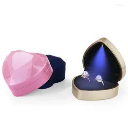 Jewellery Pouches Luxury Ring Box Heart Shape Velvet Wedding Case Gift With LED Light For Proposal Engagement