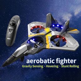 V17 Remote Control RC Aeroplane Drone 2.4G Gravity Sensing RC Plane Glider Aeroplane EPP Foam Toys For Boy Kids Gift 240319