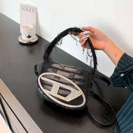 7a Luxury Shoulder Bag Factory Sale Dingdang Ds Niche Dign Underarm New Trendy and Personalized Single Crossbody for Womens Saddle