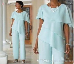 2021 New MInt Green Mother Pants Suits Wedding Guest Dress Chiffon Short Sleeve Tiered Mother of Bride Pant Suits Trousers9655766