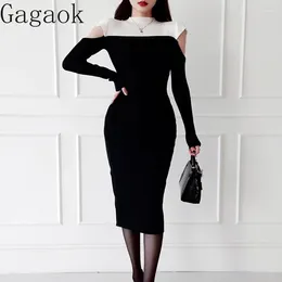 Casual Dresses Gagaok French Vintage Sexy Off Shoulder Knit Hollow Out Midi Bodycon Dress Autumn Winter Patchwork Bottom Chic Vestidos