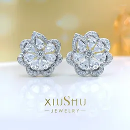 Stud Earrings Fashionable Luxury Versatile Flower Style 925 Pure Silver Ear Studs With High Carbon Diamonds For Wedding