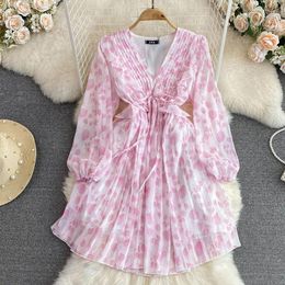 Casual Dresses French High-Grade Temperament V-neck Printed Skirt Puff Long Sleeve Floral Lace Dress Fashion Slim-Waist A-line Pleated