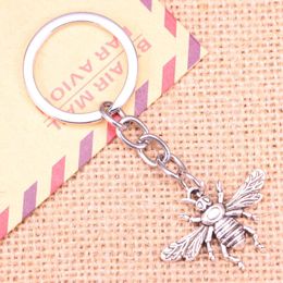 Keychains 20pcs Fashion Keychain 32x24mm Bee Honey Pendants DIY Men Jewellery Car Key Chain Ring Holder Souvenir For Gift