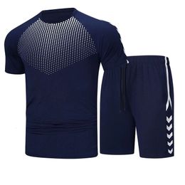 Leisure Football Uniforms Men Soccer Set Blank Kits Team Training Suits Breathable Futbal Shirt And Running Shorts 240318
