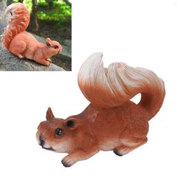 Garden Decorations Squirrel Decor Outside Funny Resin Statue Courtyard Balcony Outdoor Ornament S Warp Tail Lay On Stomach Shape