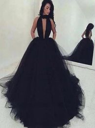 Arabic Sexy Backless Ball Gown Black Tulle Prom Dresses Long 2020 Halter Neck Deep V Neck Sweep Train Prom Gowns Custom Made Forma1145649