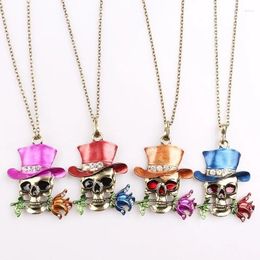 Pendant Necklaces Exquisite Halloween Female Magician Rose Flower Skull Necklace For Woman Clown Horror Chain Jewelry Gift