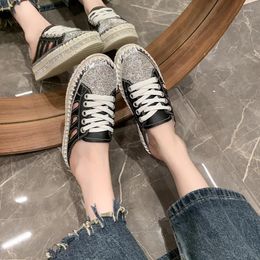 Casual Shoes 2024 Crystals Round Toe Leather Flats Women Silver Bling Loafers Couple Platform Woman Flat With Students Size