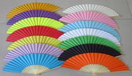 WholeSummer Style Ladies Bamboo Paper Fan Hollow Out Hand Folding Fans Decoration Favour Outdoor Wedding Party1321393