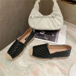 Europe shoes espadrilles flat heel loafers women embroidery flats casual straw bottom shoes rubber soles z326