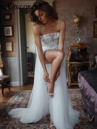 Elegante trägerlose hohe Split-Brautkleider A-Line ärmellose Applikationen Spitze Brautkleider Robe de Mariee