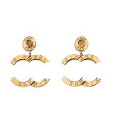 2021 Fashion style drop Earring smooth in 18K Gold plated words shape for Women wedding jewelry gift With box4854054