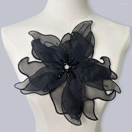 Brooches Multi Layered Organza Three-dimensional Flower Crystal Studded Pearl Dress Decoration With Brooch Accessories Clothing Accessory