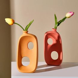 Modern Vase Circular Hollow Ceramic Donuts Flower Pot Abstract Home Decoration Accessories Interior Office Desktop Decor Gift 240423