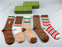 Couples pure cotton socks leisure sports socks Joker solid Colour classic designer sports socks with box.