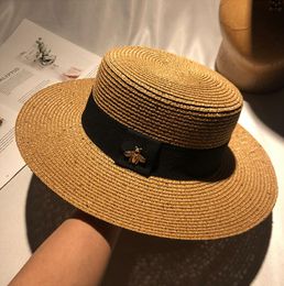 2021 INS Summer Women bee Straw Hat Fashion Sun Protection Beach Personality Wide Brim Hats with Ribbon6373003
