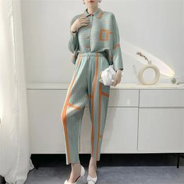 2024 Autumn Product Miyake Pleated Suit Womens Urban Leisure 2-piece Digital Printing Pleated Clothes Women Clothing 240423