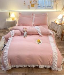 Bedding Set Korean Ruffle Duvet Cover Bed Linen Princess Pink CottonPolyester Solid Bedclothes Queen Home Textile Four Season12864968