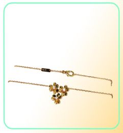 Brand Pure 925 Sterling Silver Jewelry For Women 3 Leaf Flower Neckalce Flower Pendant Luck Clover Sakura Wedding Party Necklace2836837