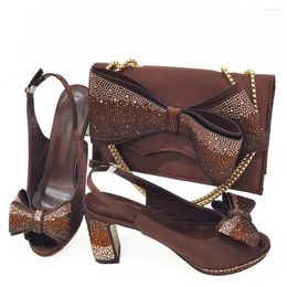 Dress Shoes 2024 Latest Coffee Colour Atmospheric High HEELS Luxury Pattern With Rhinestones Party Ladies And Bag Set