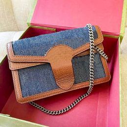 Top quality envelope canvas leather Luxurys Designer bag Crossbody chain cosmetic snake clutch shoulder bag woman purses mens messenger tote handbag pochette bags