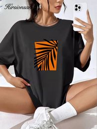 Hirsionsan Vintage Orange Leaf Printed TShirt Women Soft Casual Short Sleeve Summer Cotton Breathable Tshirt Holiday Y2k Tees 240416