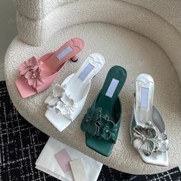 Top quality mules slippers Leather flower Embellished slippers Slides Stiletto open toes Women's Kitten slides Sandals shoes luxury designers factory footwear