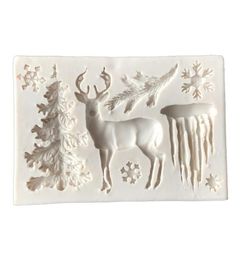 CORATED Useful Christmas Tree Elk Snowflake Silicone Mould Chocolate Jelly Baking Mould Sugar Craft Tools Fondant Cake Decorating2792196