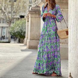 Basic Casual Dresses 2023 Spring Swt Style Dress Womens Clothing Elegant V-neck Boho Print Big Hem Splicing Long Robe Female Loose Waist Bodysuit Y240429